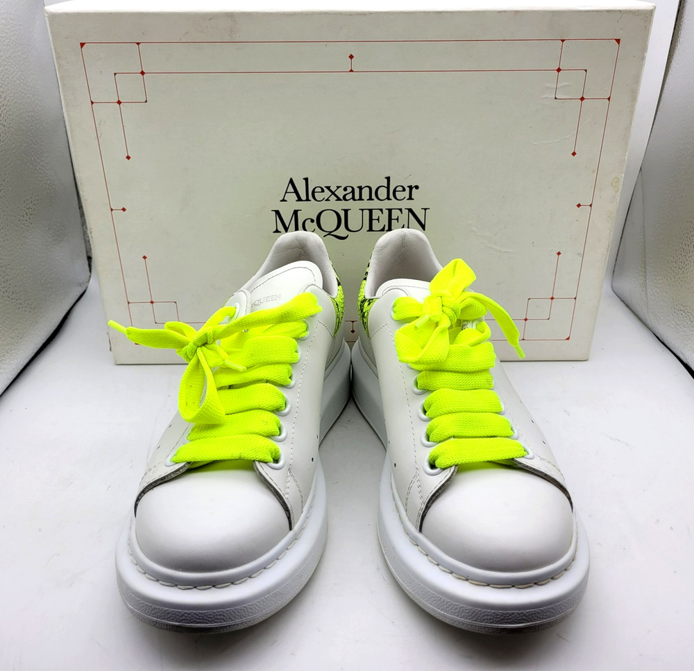 Pristine Alexander McQUEEN Larry White/Fluo Yellow Oversize Sneakers Size 37 US7